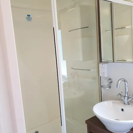 2 Bedroom Static Nyaraló