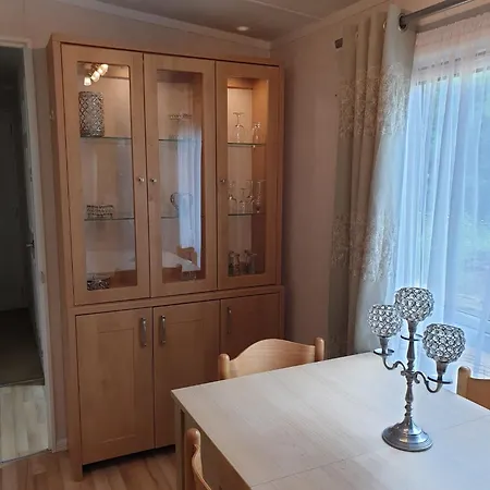 2 Bedroom Static Nyaraló